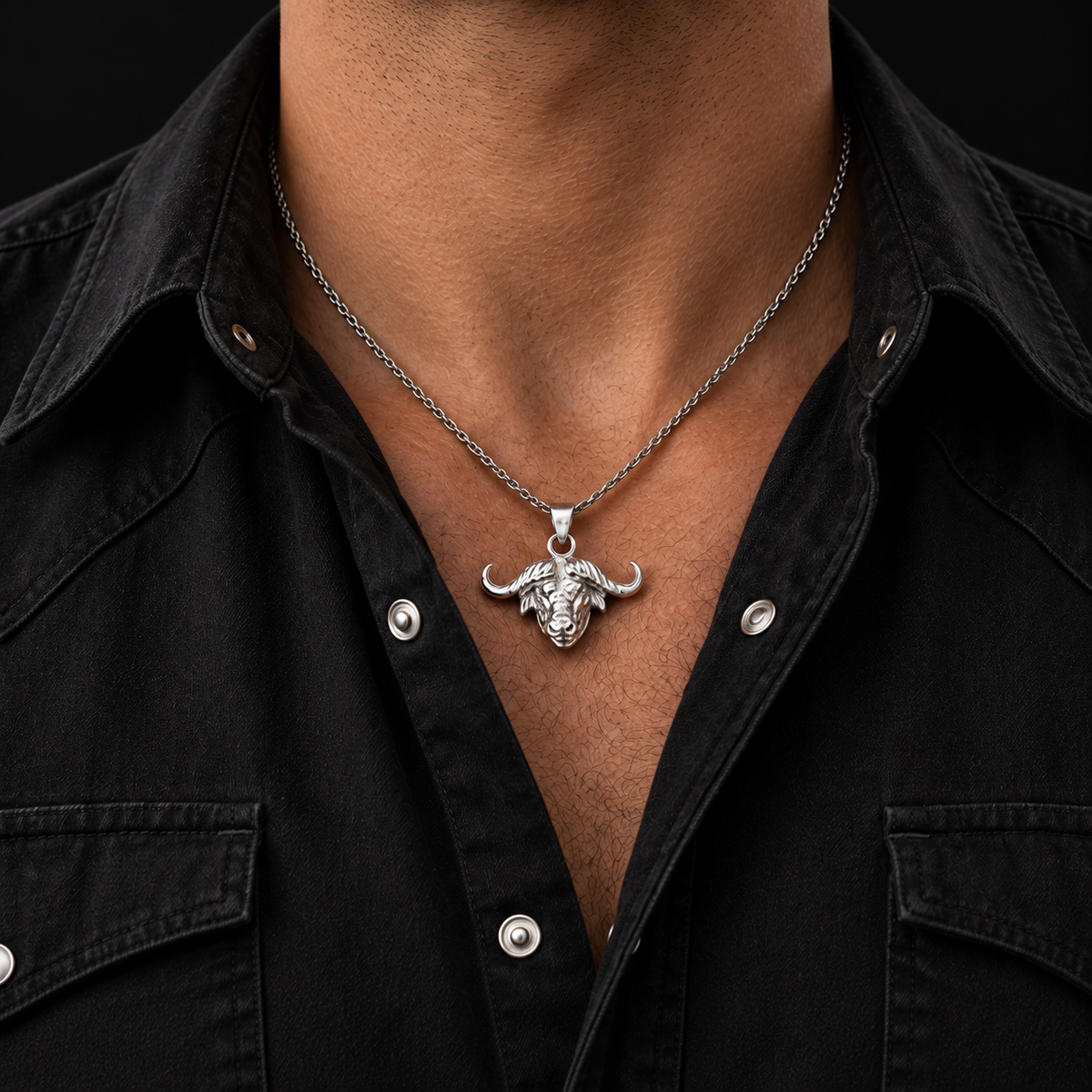 Dije Búfalo en Plata 925
