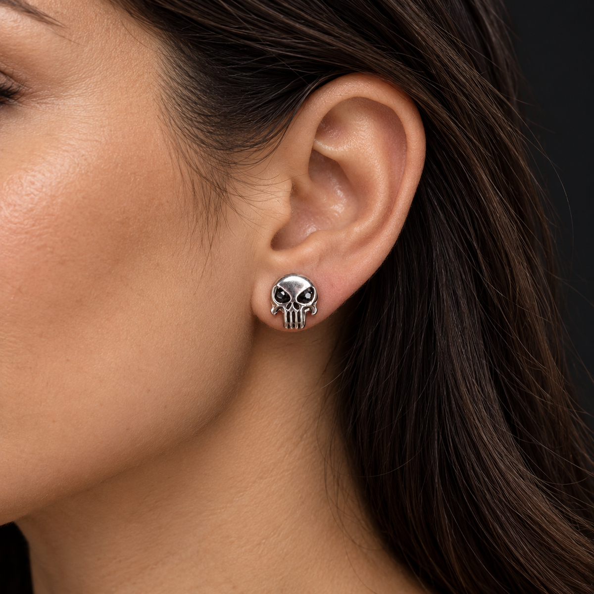 Aretes Punisher en Plata 925