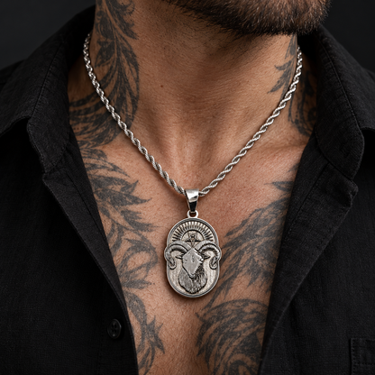 Dije de Carnero con Pentagrama en Plata 925