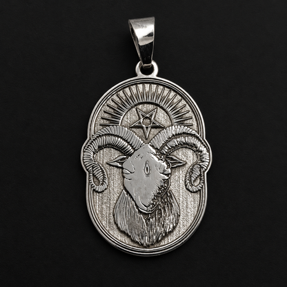Dije de Carnero con Pentagrama en Plata 925