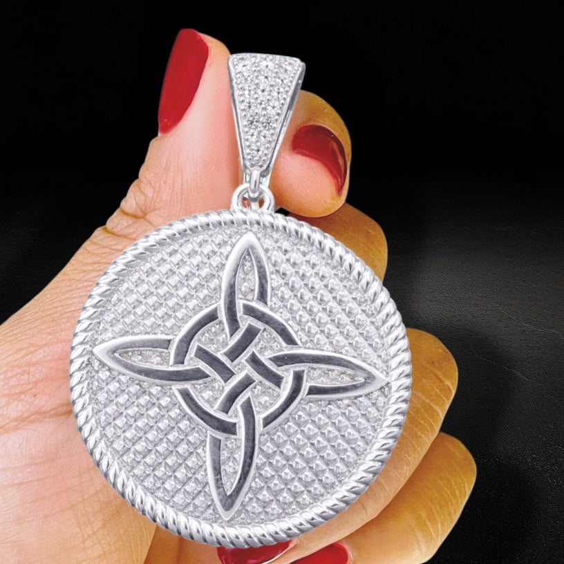 Dije Nudo de Bruja Plata 925