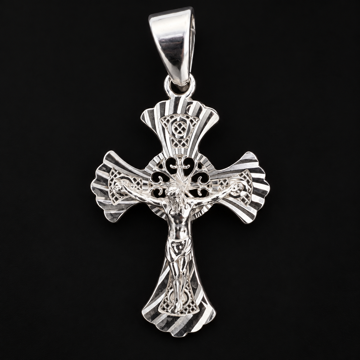 Dije Crucifijo Detalles Calados Plata 925